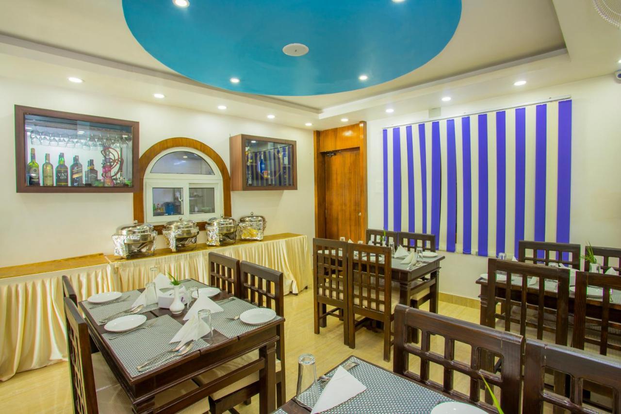 Hotel Lakeside Pvt. Ltd. Pokhara Extérieur photo
