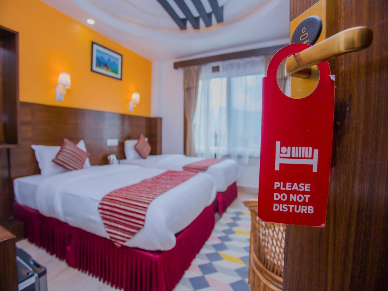 Hotel Lakeside Pvt. Ltd. Pokhara Extérieur photo