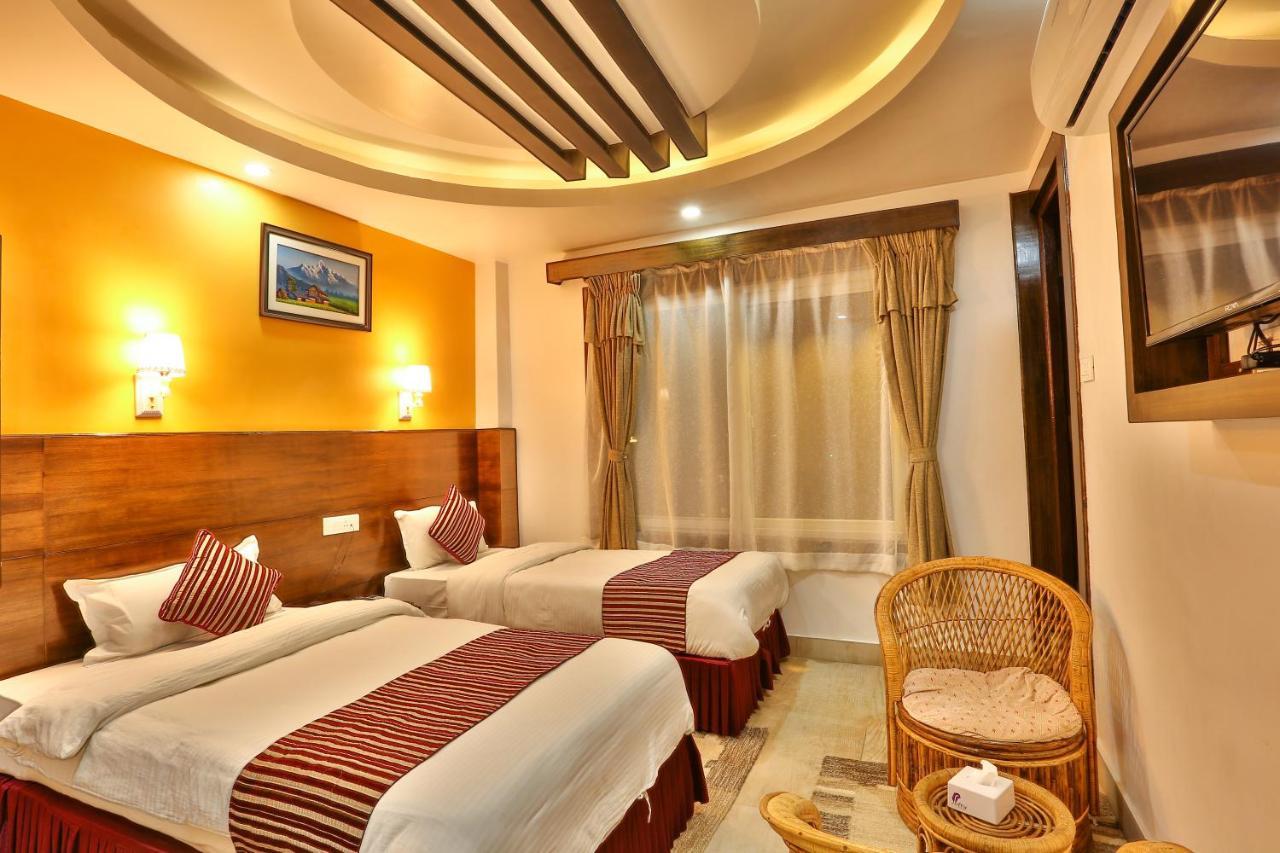 Hotel Lakeside Pvt. Ltd. Pokhara Extérieur photo